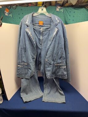Heart Of Palm Women’s Studded Light Blue Denim Jacket and Jeans Set